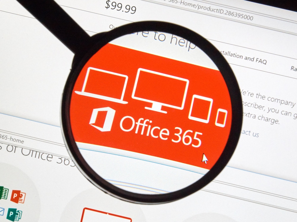 Microsoft Office 365 on the web under magnifying glass.